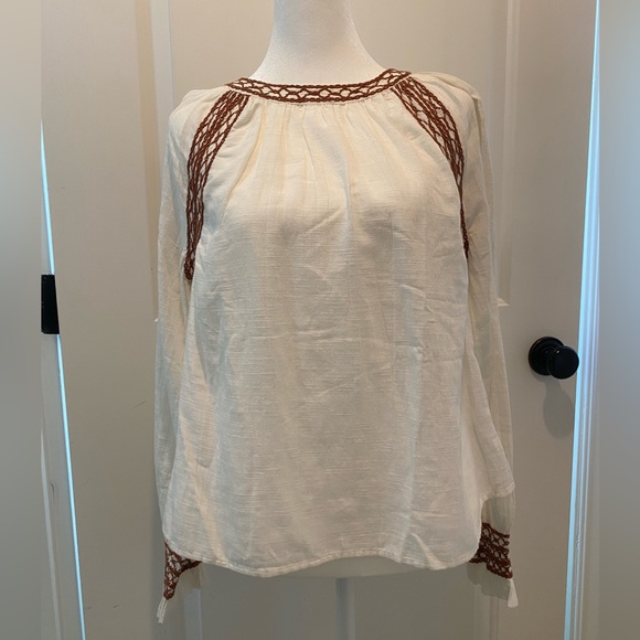 NWOT FAHERTY Arles Embroidered Long Sleeve Women’s Top - Picture 11 of 11